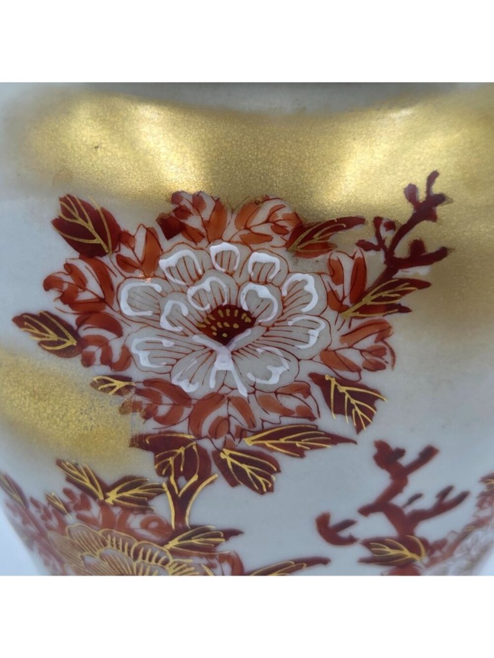 Kutani Peacock & Peony Covered Vase From the Meiji Period - Picture 5 of 13